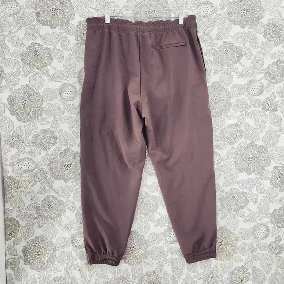 Athleta Metropolis Jogger Track Lavender Women's 12 - Picture 2 of 7